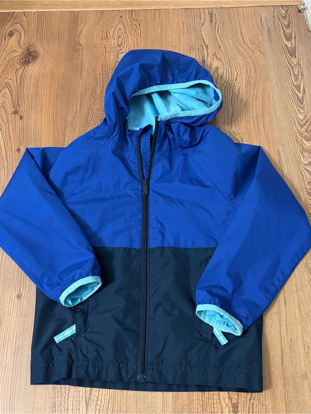all in motion Blue and Navy Colorblock toddler size 4/5 xs Hooded Rain Jacket